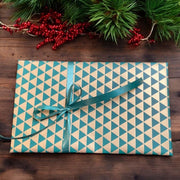 Christmas wrapping paper B 50 cm. Gold with triangles, 50 cm x 100 mtr *