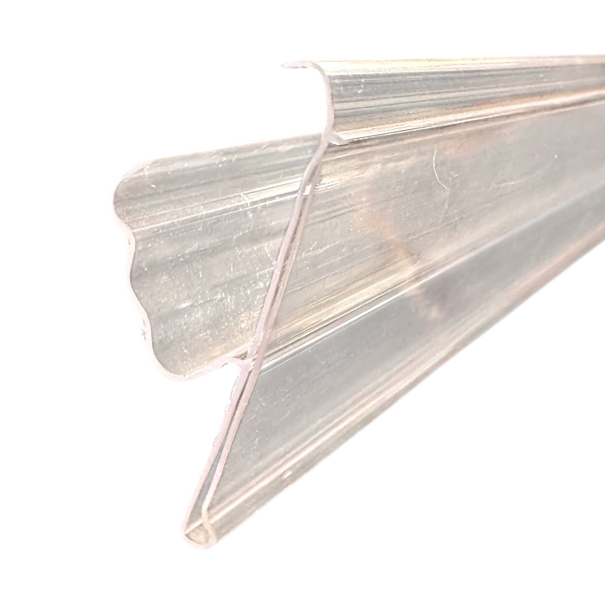 Shelf-edge label holder with clear plastic clip – 98.8 cm x H3.9 cm