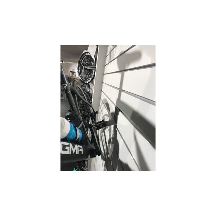 Bike holder for slatwall. W 8 x D 12 x H 10 cm.