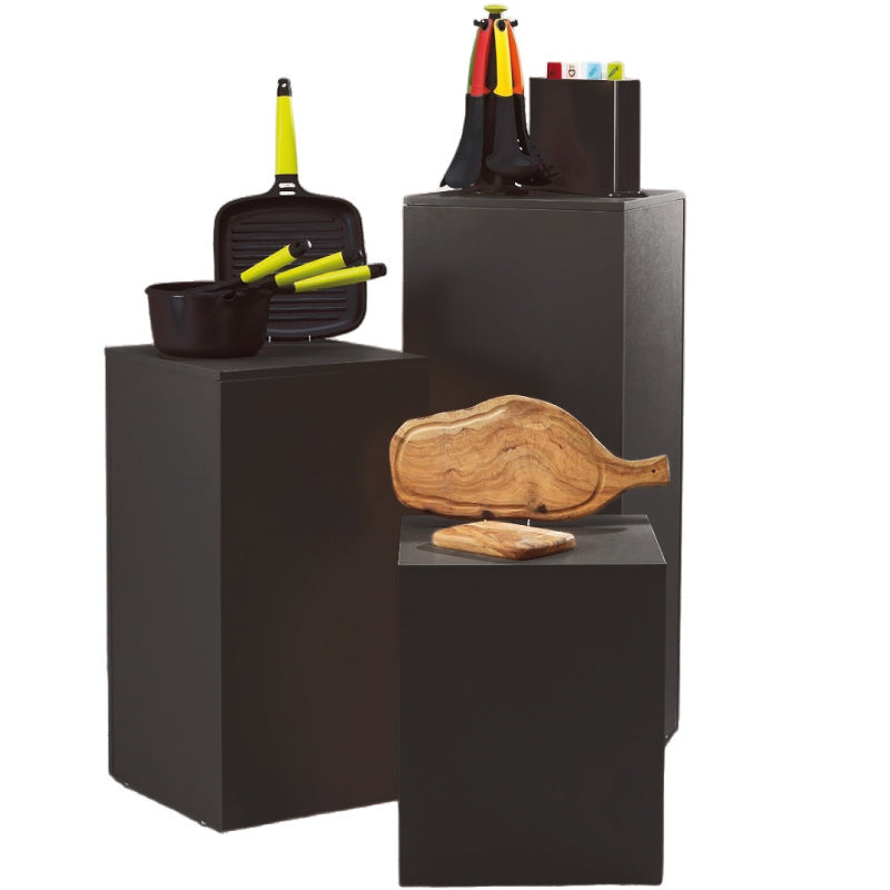 Sort podiesæt med 3 stk. i melamin
