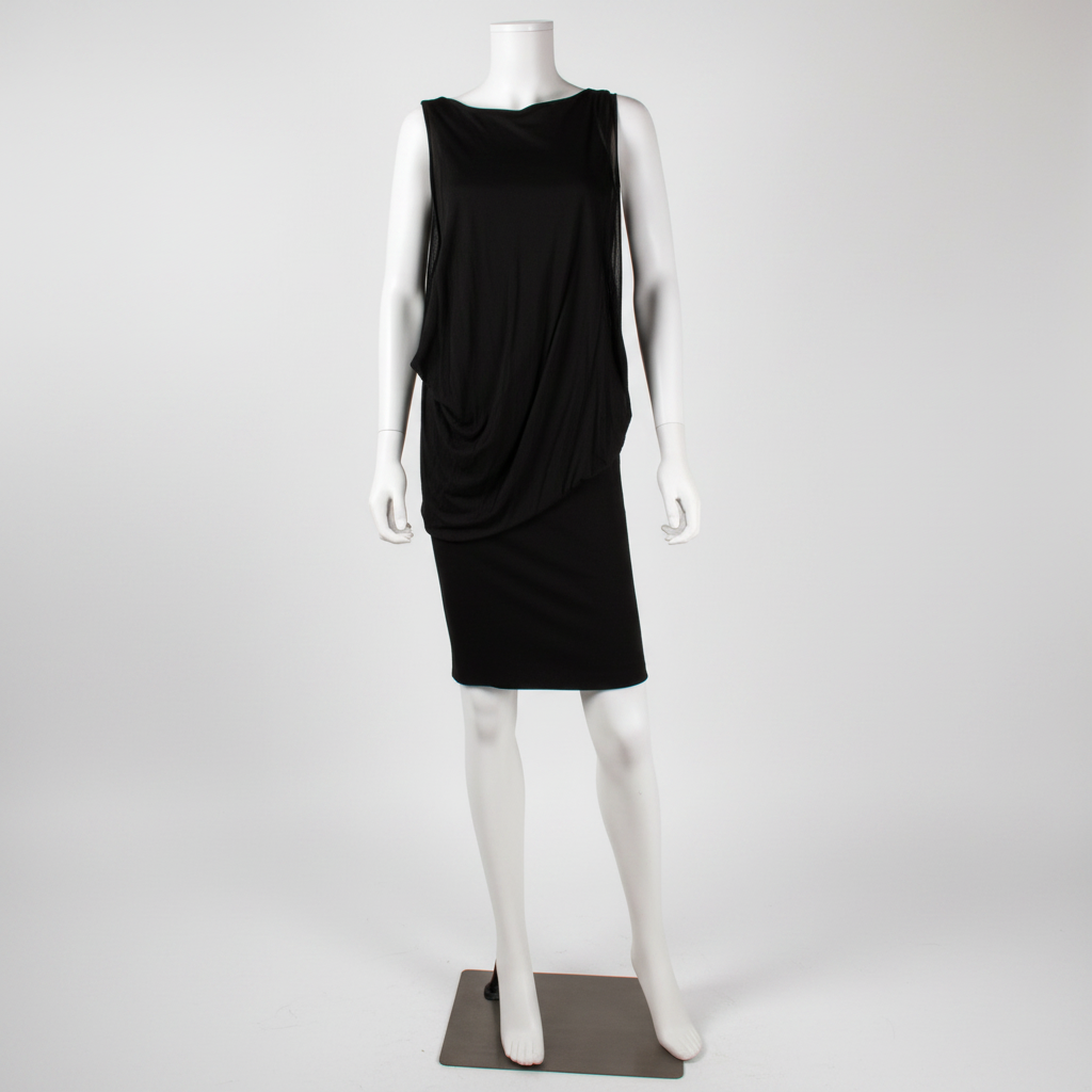 Basic female mannequin w/o head. Plastic
