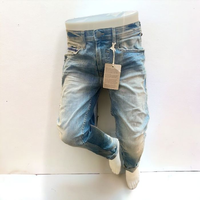 Mannequin lower half, men's, with wire for wall, white. H110