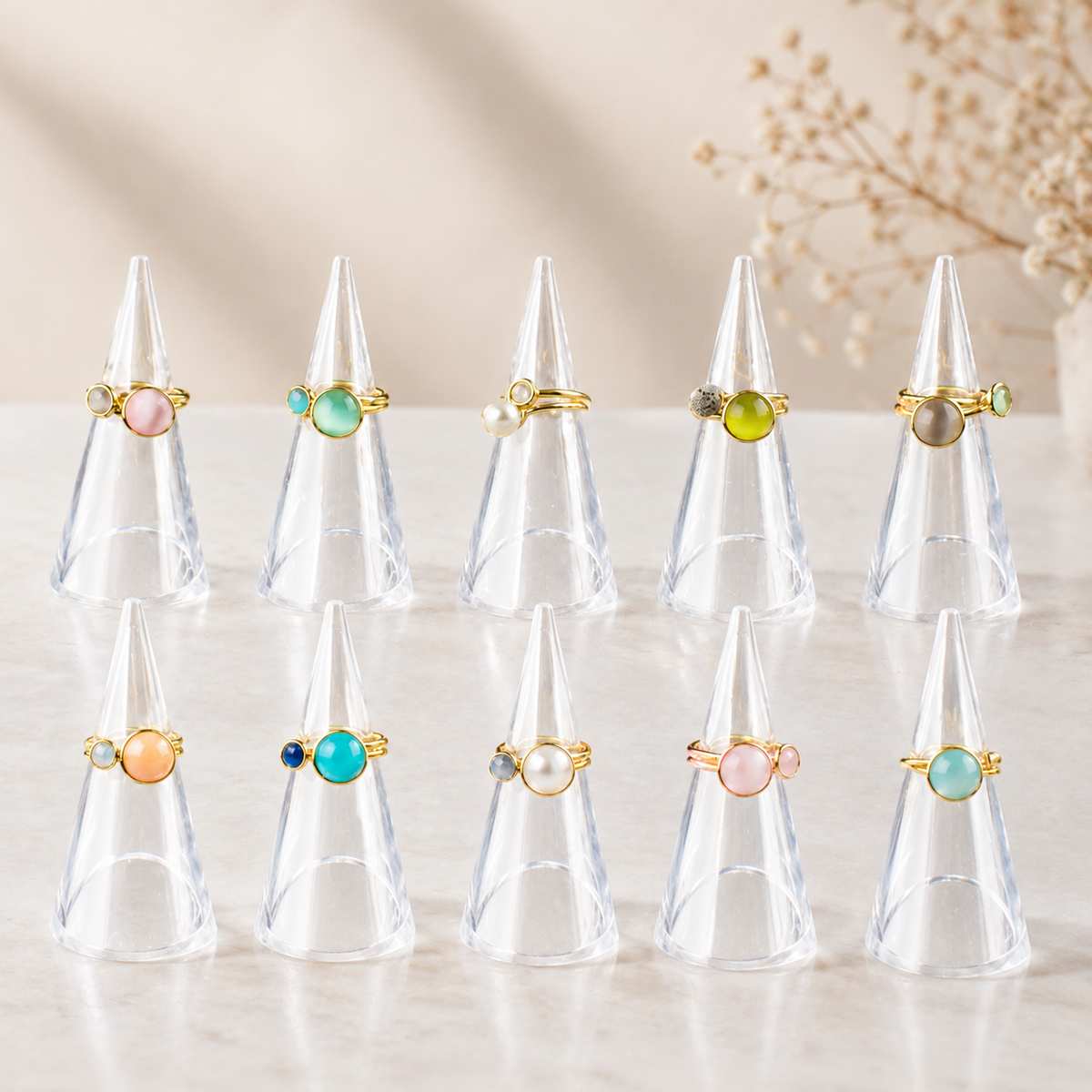 Ring display, cone-shaped, clear acrylic, H7 cm, pack of 10 pcs.